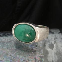 Zilveren ring met Malachiet