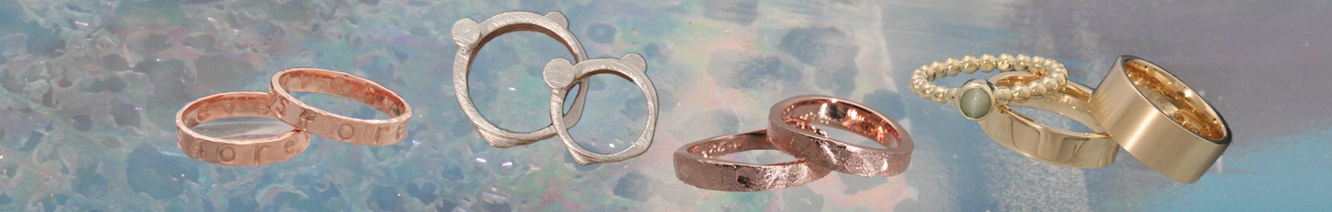 Deze trouwringen zijn in opdracht gemaakt.