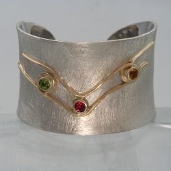 Klem armband met edelstenen