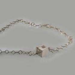 Kubus collier