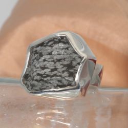 Sneeuwvlokobsidiaan ring