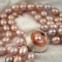 Roze parel collier