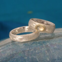 Zilveren ringen met maansteen