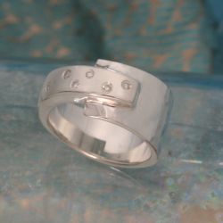 Zilveren ring met briljanten