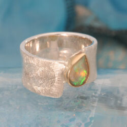 Opaal ring