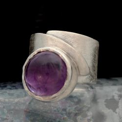 Zilveren ring met ametyst