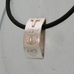 Geloof, hoop en liefde hanger