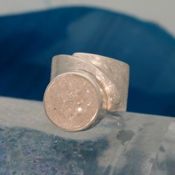 Zilveren ring met bergkristal