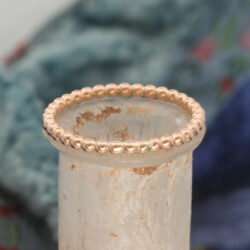 Roodgouden aanschuifring, 2 mm breed. € 470,-